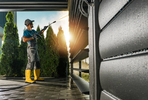 Best Residential Pressure Washing Services  in Middlefield, OH